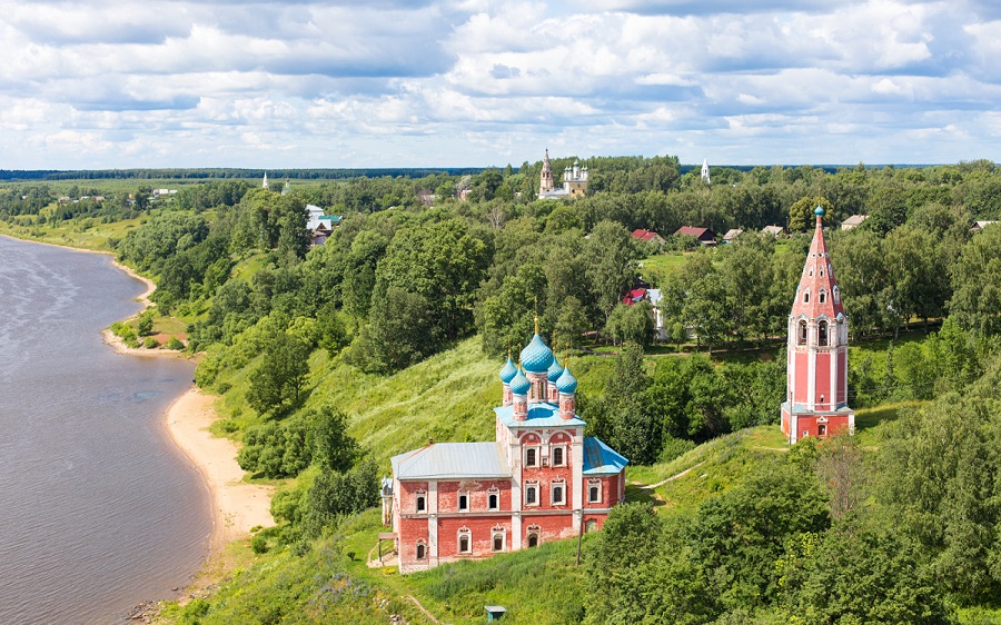 Река и люди город Тутаев